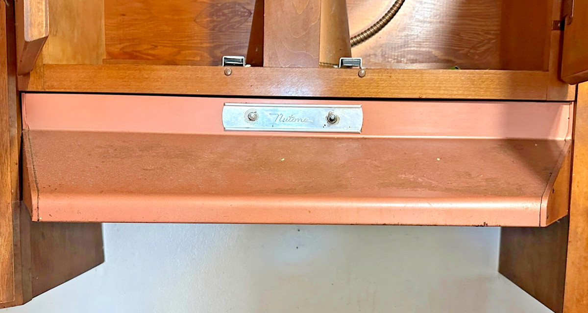 ‎Vintage NuTone 1000P Under-Cabinet Range Hood – Retro Brown Exhaust Fan