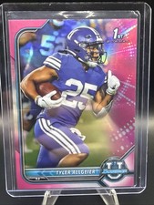 Tyler Allgeier RC 2022 Bowman University Pink Refractor SP 1st Rookie Card #21. rookie card picture