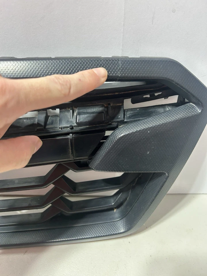 Parrilla de parachoques delantero Subaru Crosstrek 2019 2020 moldura cromada OEM Foto 3 de 4