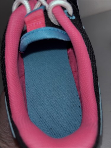 Nike Roshe One GS 599729-013 Talla 5 Juvenil 'Negro/Rosa Explosión' - Imagen 7 de 11