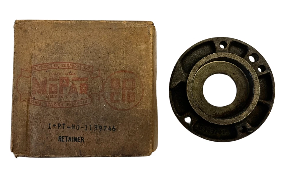Retenedor de cojinete trasero del eje principal de la transmisión Desoto Dodge 1949-1954 1139746 Nuevo de Lote Antiguo Foto 2 de 4