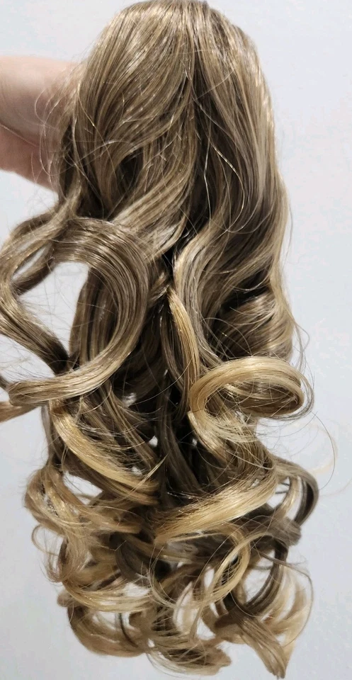 Mila 13" Largo Rizos CLIP GARRA COLA DE CABALLO Marrón Claro con Extremos Rubio Dorado Pieza para el Pelo Foto 4 de 4