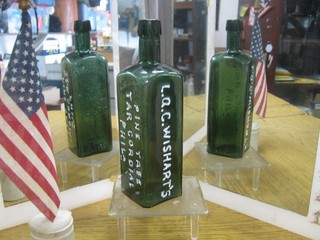 BRILLIANT TEAL GREEN 1859 L.Q.C. WISHART'S "PICTORIAL" PINE TREE CORDIAL PHILA_