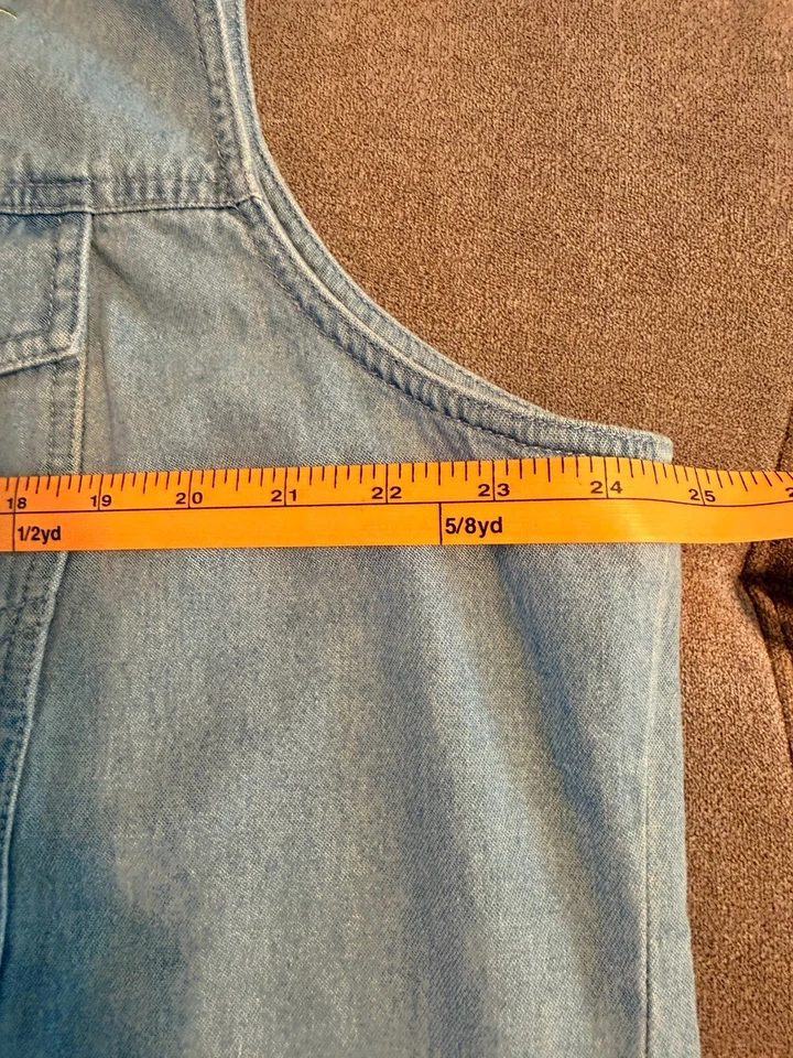 Quacker Factory Denim Vest Womens Sz 1X Blue Embroidered Floral Pockets - Image 4 of 4