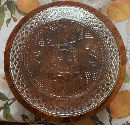 Cristal D'Arques-Durand Luminarc Clear ANTIQUE 8" Salad/Luncheon Plates Set of 6