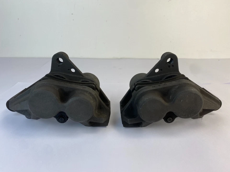 YAMAHA YZF R1 2003 SE ADAPTA A PINZAS DE FRENO DELANTERAS 2002-2003 5PW2580T0000 5PW2580U0000 Foto 4 de 4