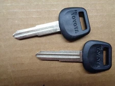 BLANK KEYS FITS 1991-1997 Toyota Land Cruiser 1990-95 MR2 Pk OF (2) NEW KEYS!!