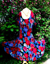 EAST SIZE,16/18/20,BLACK,RED,GREEN,BLUE,CRINKLE,PLEAT DRESS,WEDDING,HOLIDAY🏝️