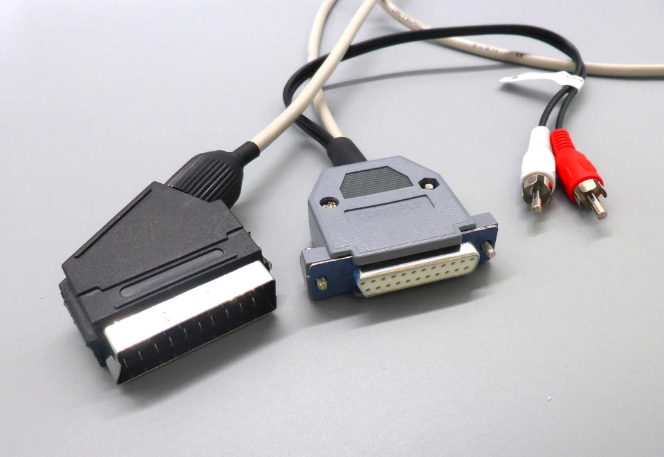 Amiga RGB SCART TV Kabel 1M + Stereo Audio RCA