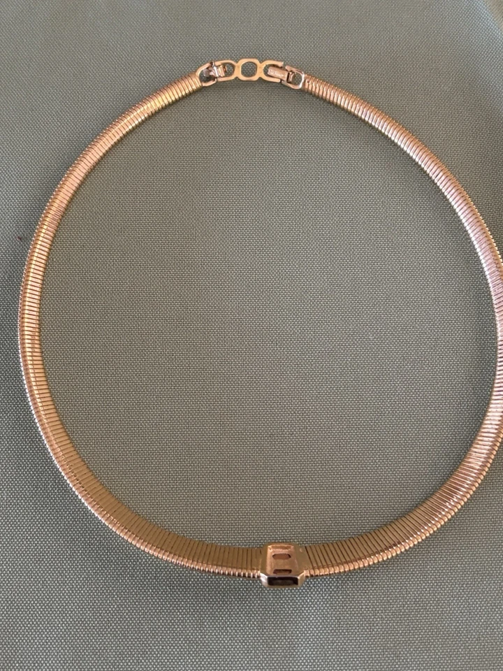 Collar Gargantilla Acanalada Tono Dorado Christian Dior De Colección Cristal Azul Claro Firmado Foto 4 de 4