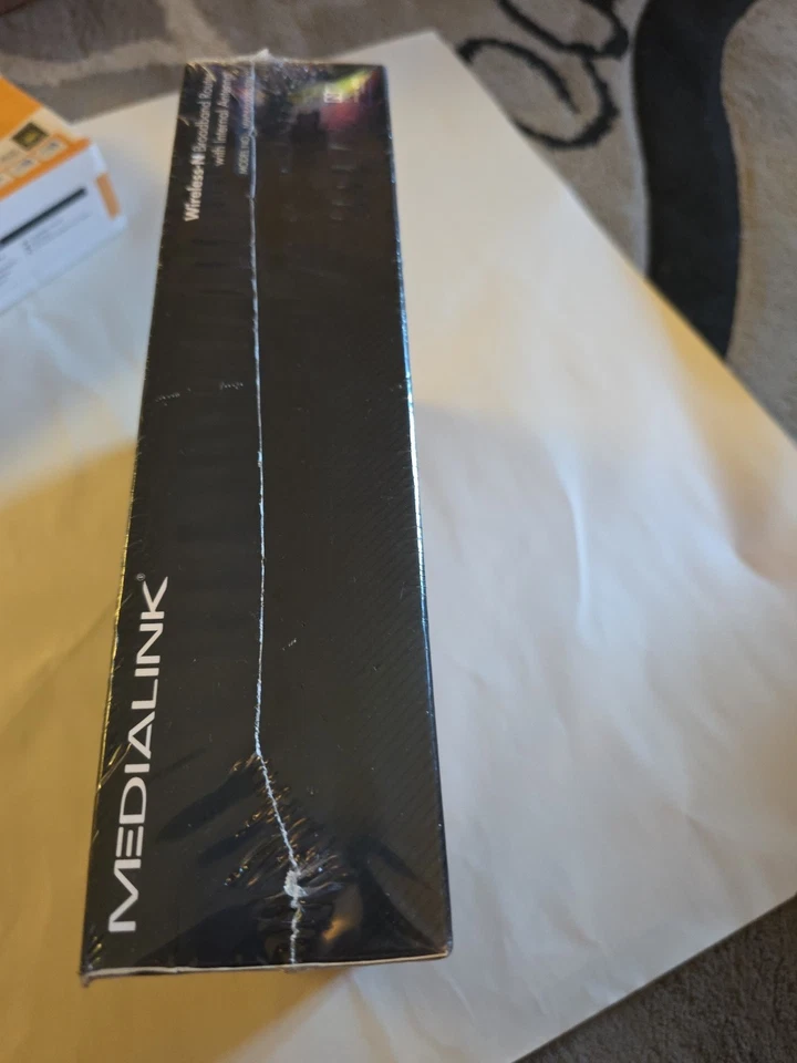 Medialink MWN-WAPR150N 150 Mbps 4-Port 10/100 Wireless N Router - Image 3 of 4