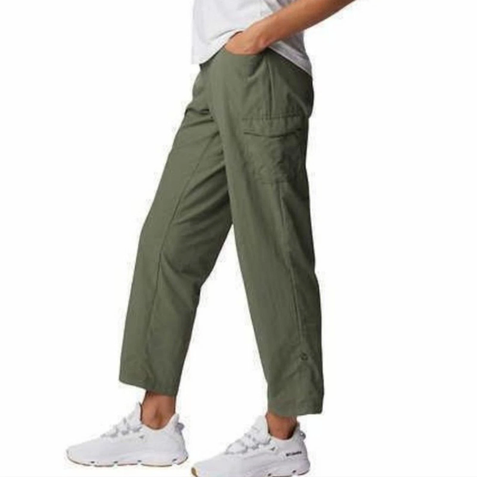 Columbia Woodland Hills Ladies Roll Up Pant - Ladies size XXL
Opens in a new window or tab
