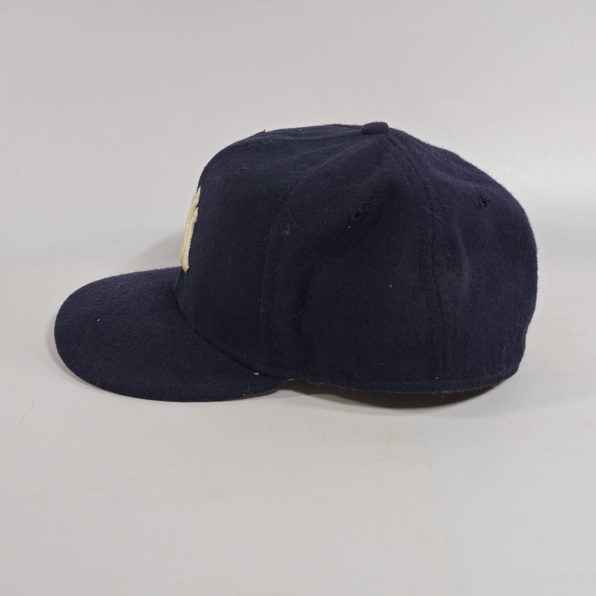 ビンテージ NEW ERA ヤンキース プロモデル 7 1/8 ビンテージ NEW ERA ヤンキース プロモデル 7 1/8 - メルカリ