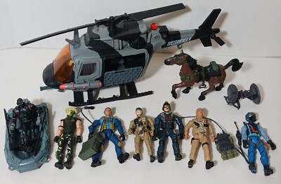 13pc True Heroes Sentinel 1 Sentry Outpost Helicopter, 7 Men, Horse acc Chap Mei