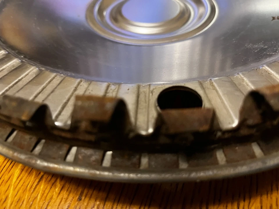 Calota 1977 FIAT 124 SPYDER - Imagem 3 de 3