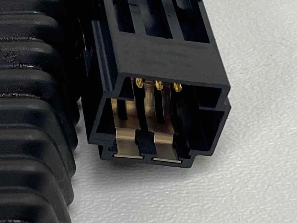 Hebilla del cinturón de seguridad del pasajero delantero AW83-F61202-AD8PVJ SE ADAPTA A 2011-2015 Jaguar XF 5.0 Foto 4 de 4