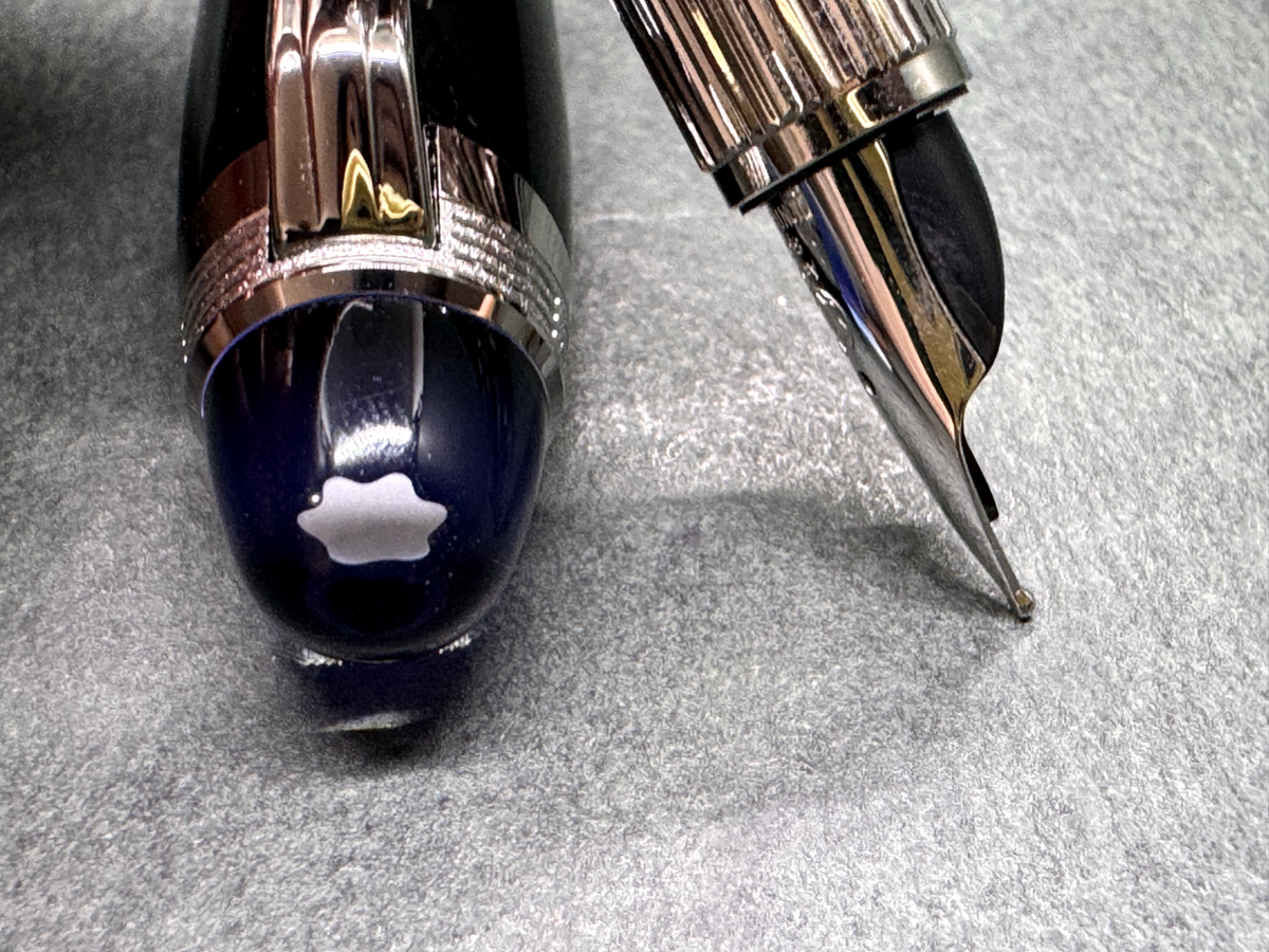 MONTBLANC StarWalker Black Precious Resin MB118845 Fountain Pen