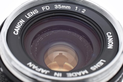 Canon FD 35mm f/2 Wide Angle "O" MF Lens 4966 - Imagen 12 de 12
