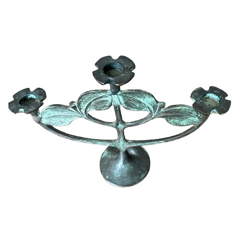 Vintage Bronze Candelabra 3 Candle Holder Flower Cups Leaf Stand 11.5”x 9” - Picture 3 of 6