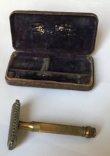 Gillette Brass Goldtone Safety Razor Original Travel Case vintage Made in USA