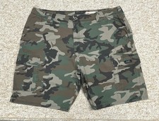 Wrangler Cargo Shorts Men's size 40 Relaxed Fit Camouflage Hiking Outdoor