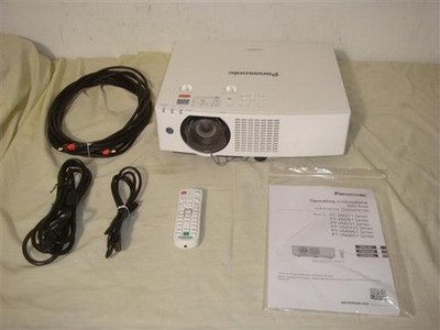 PANASONIC PT-VMW51 5200 LUMEN WXGA LASER 3LCD PROJECTOR