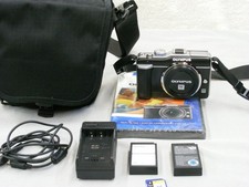 Olympus PEN E-PL1, 621 Shutter Count, 2 Batteries Charger USB Cord Owner's Guide