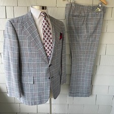 70s Vintage Funky Red White  Blue Plaid Wool Mens 2pc 2-Button Suit Size 43R37