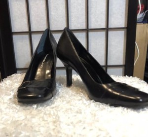 bandolino black shoes
