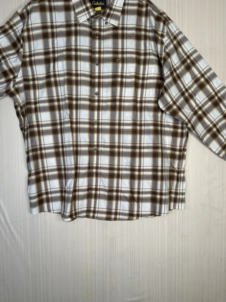 Cabela's size 2XL Men's Plaid Button- Down Wrinkle Dress Shirt Pocket - Image 2 of 4