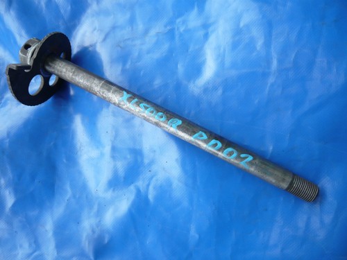 Honda XL 500 R Typ PD02 Achse vom Hinterrad Axle rear Wheel Rad Welle Shaft