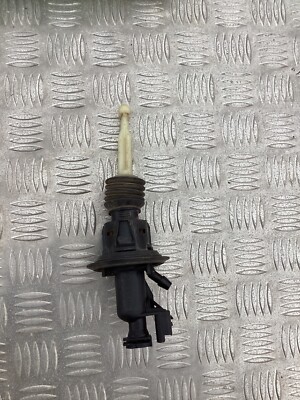 Citroen Dispatch/Peugeot Partner CLUTCH MASTER CYLINDER 2018-2023 / P/N 98094260