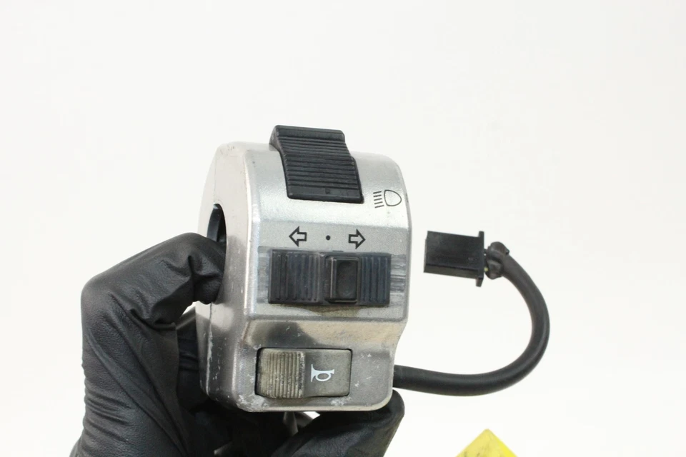 1999 99 Suzuki VL1500 1500 Intruder Left Switch High Low - Image 2 of 4