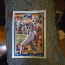 1991 TOPPS ROBIN YOUNT #575 OPERATION DESERT SHIELD BASEBALL CARD
