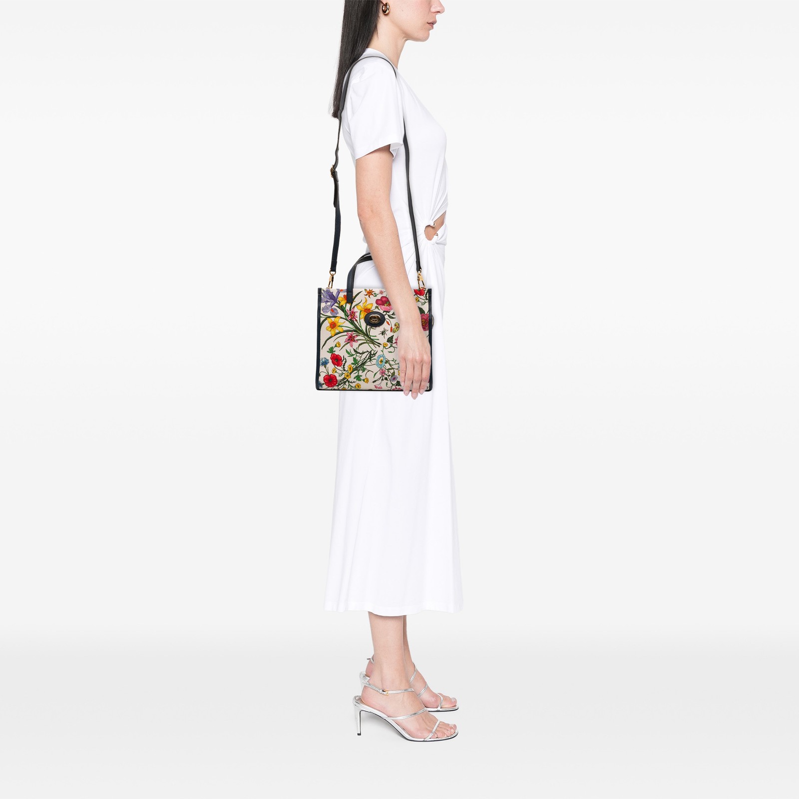 Authenticated Gucci Medium Canvas Flora Navy Fabr… - image 11