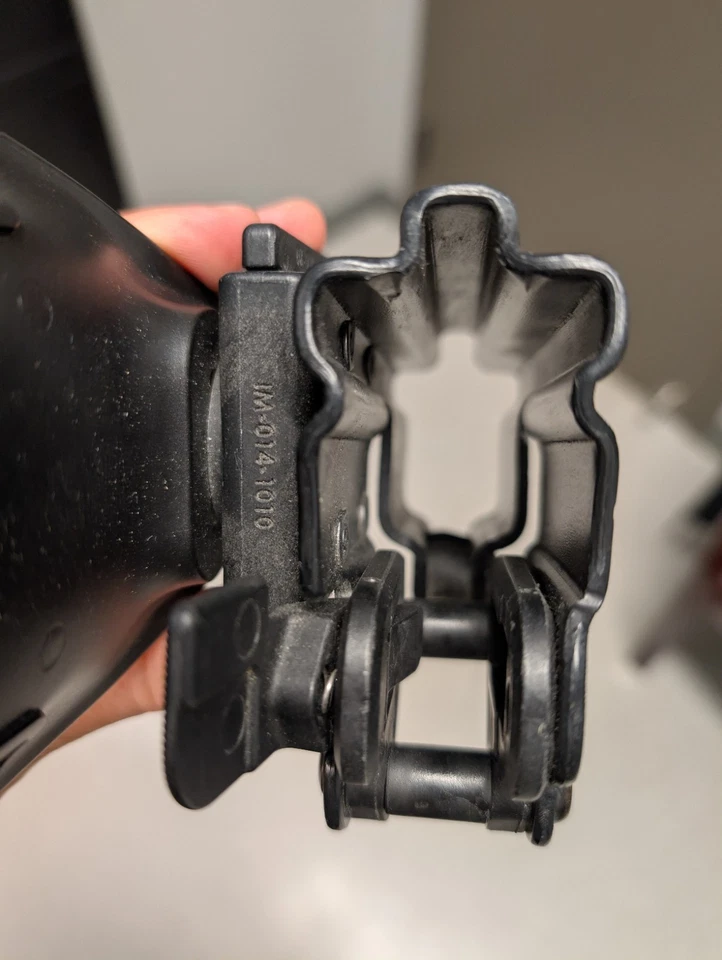 Funda de retención derecha Desantis nivel II para Glock 17/22 GC Foto 3 de 3