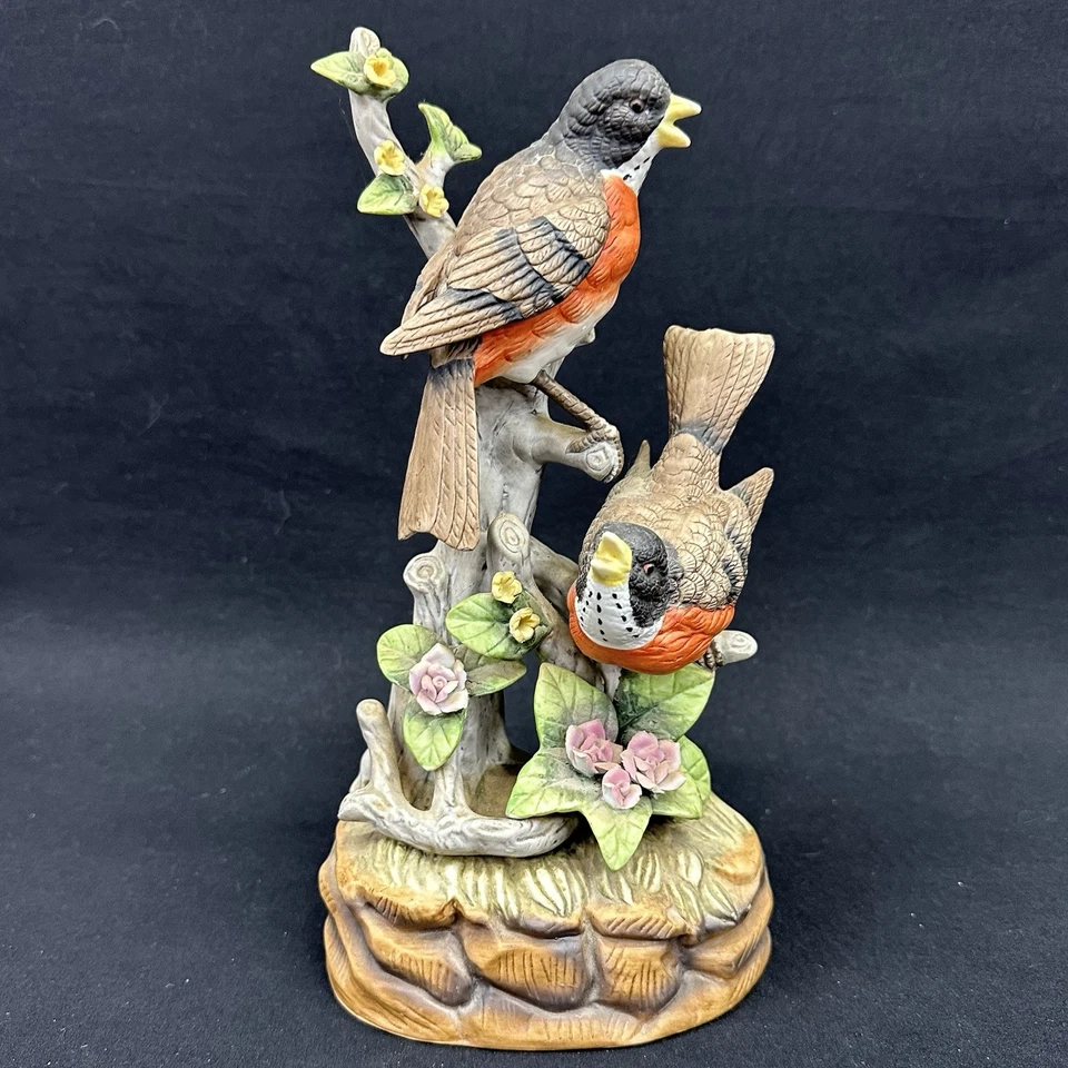 Arnart Imports/Royal Crown Bisque Porcelana Robin Bird Caja de Música, De Colección 1982 Foto 2 de 4