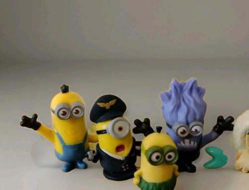 Minions Toy Figure Bundle X 10 Small Mixed Ages Bob, Stewart, Kevin And Others - Picture 2 of 8