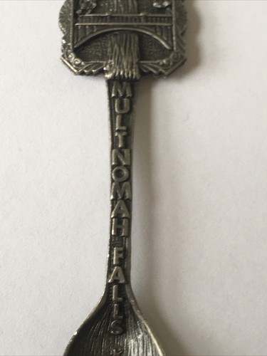 Multnomah Falls Oregon Pewter Vintage Souvenir Spoon Collectible - Picture 2 of 5