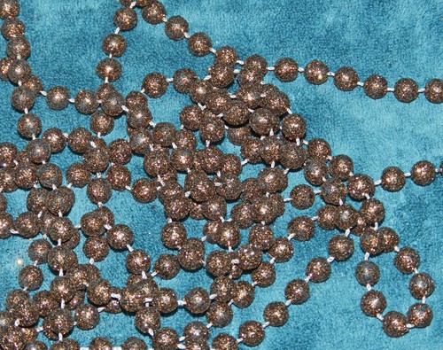 BEAUTIFUL GLITTERY COPPER/BRONZE BEAD GARLAND! - Picture 1 of 2