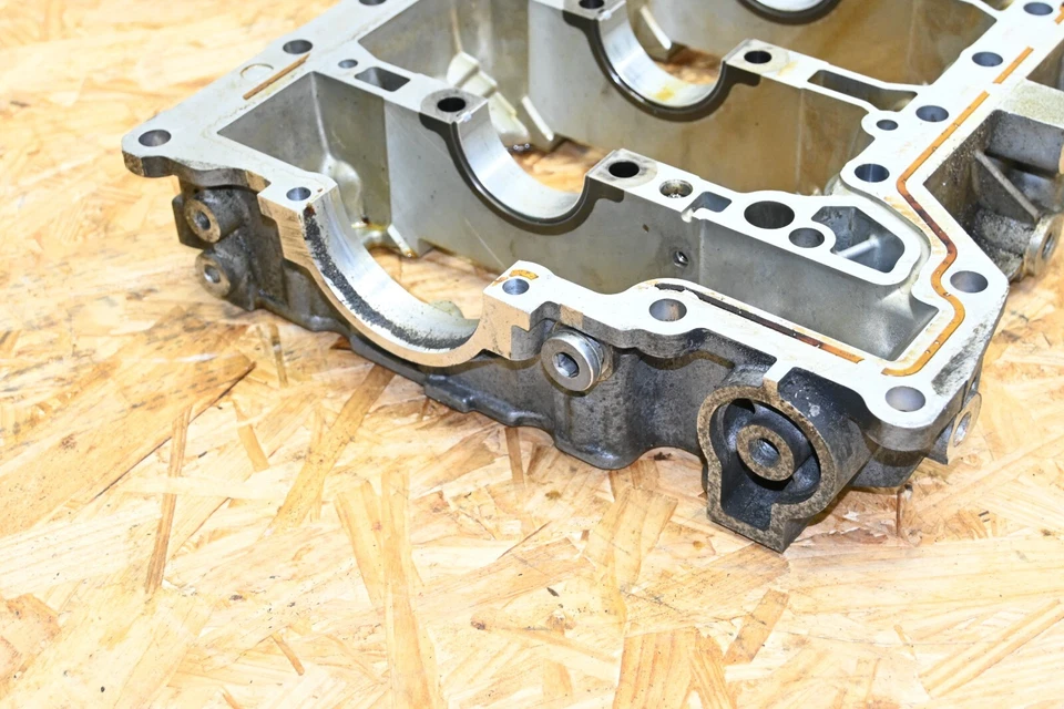 Bloco de motor BMW F23 1 3 5 6 Series M235i N55 cilindro do cárter inferior fabricante de equipamento original - Imagem 2 de 4