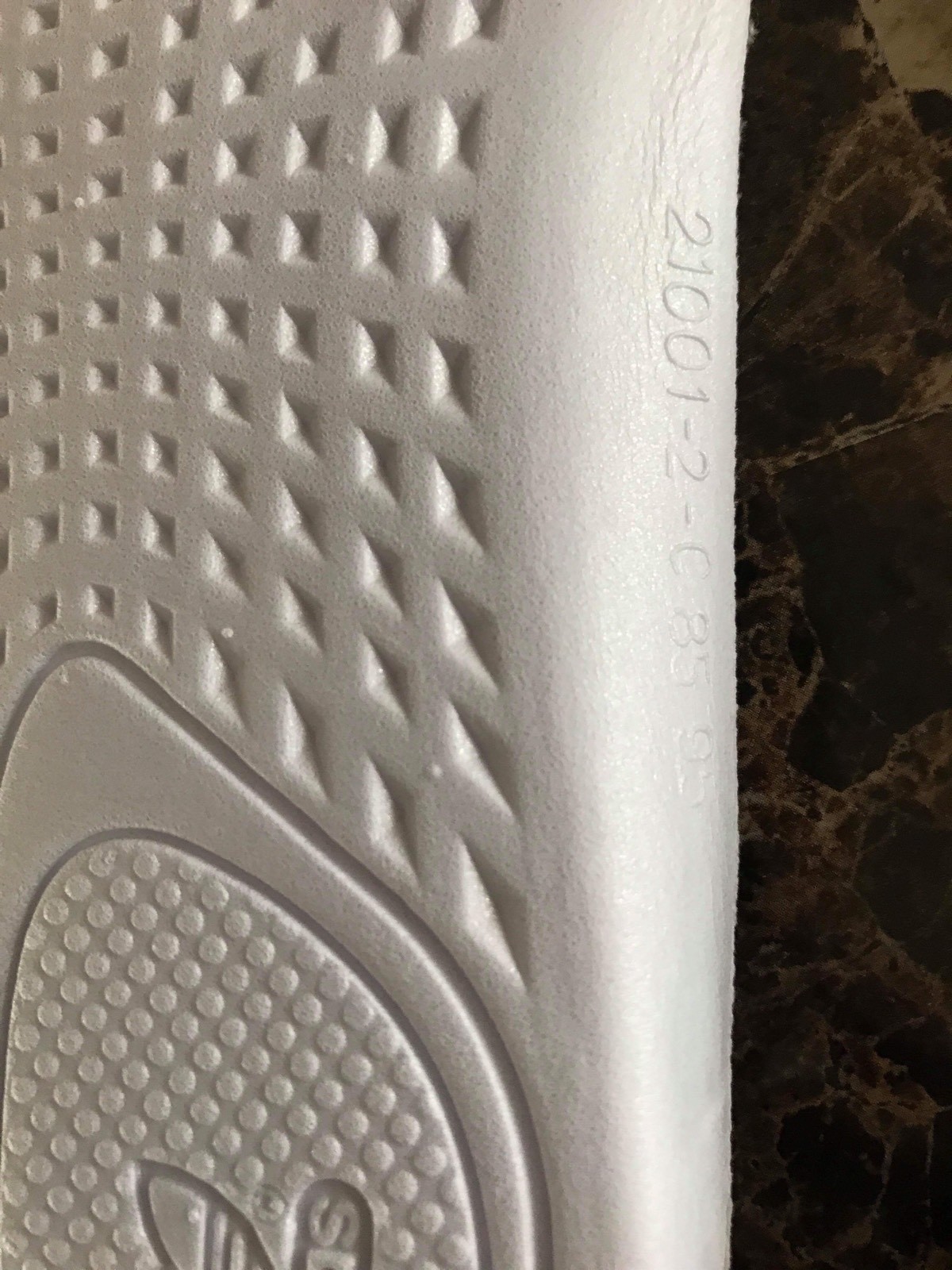 Pre Owned Authentic Adidas Yeezy Boost V1 350 MOONROCK UK 9 AQ2660 image 5