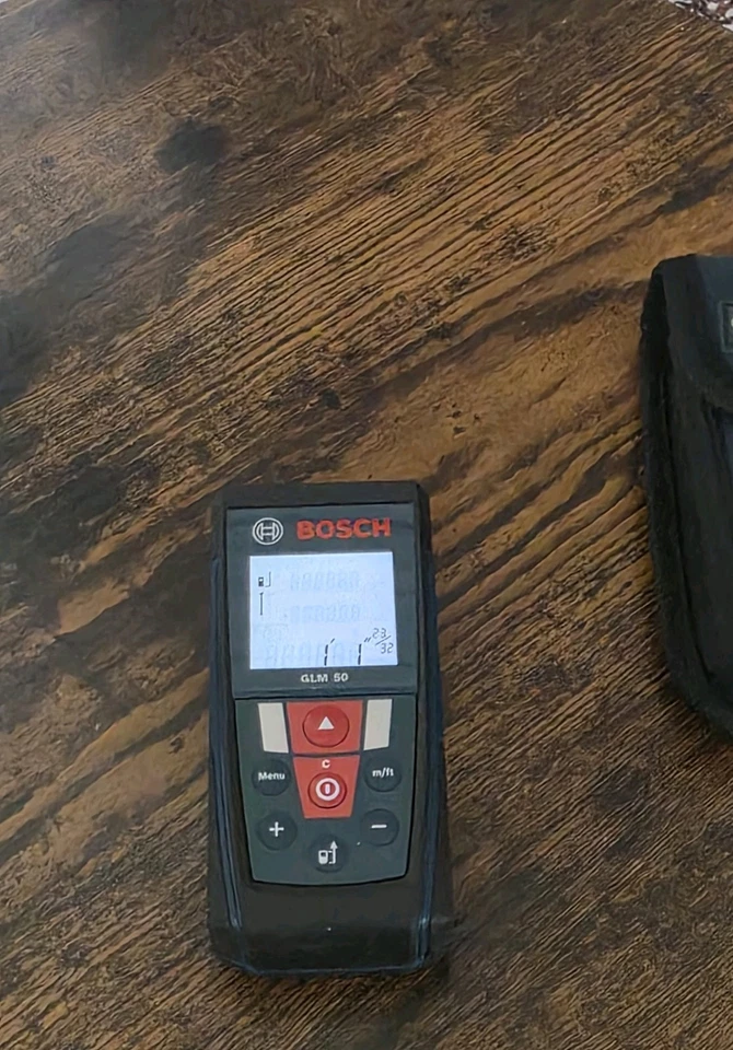 Telémetro Robert Bosch GLM 50 con estuche de transporte Foto 4 de 4