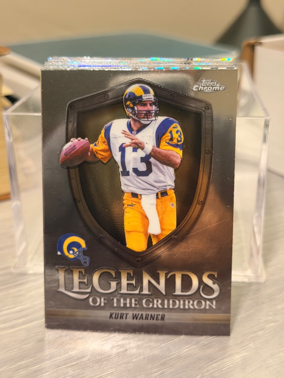 2025 Topps Chrome Legends of The Gridiron - Kurt Warner #LOG-1