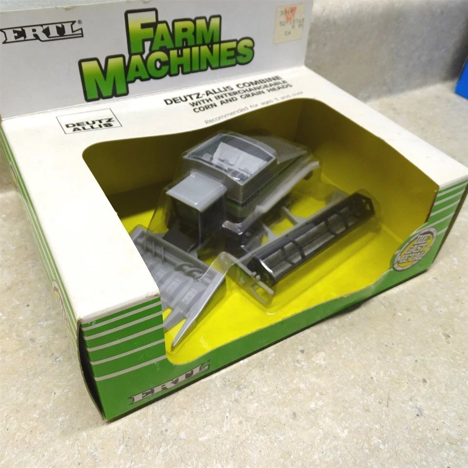 Vintage Ertl Farm Machines Deutz-Allis Combine Gleaner In Box, Die-Cast 1987 - Image 3 of 4