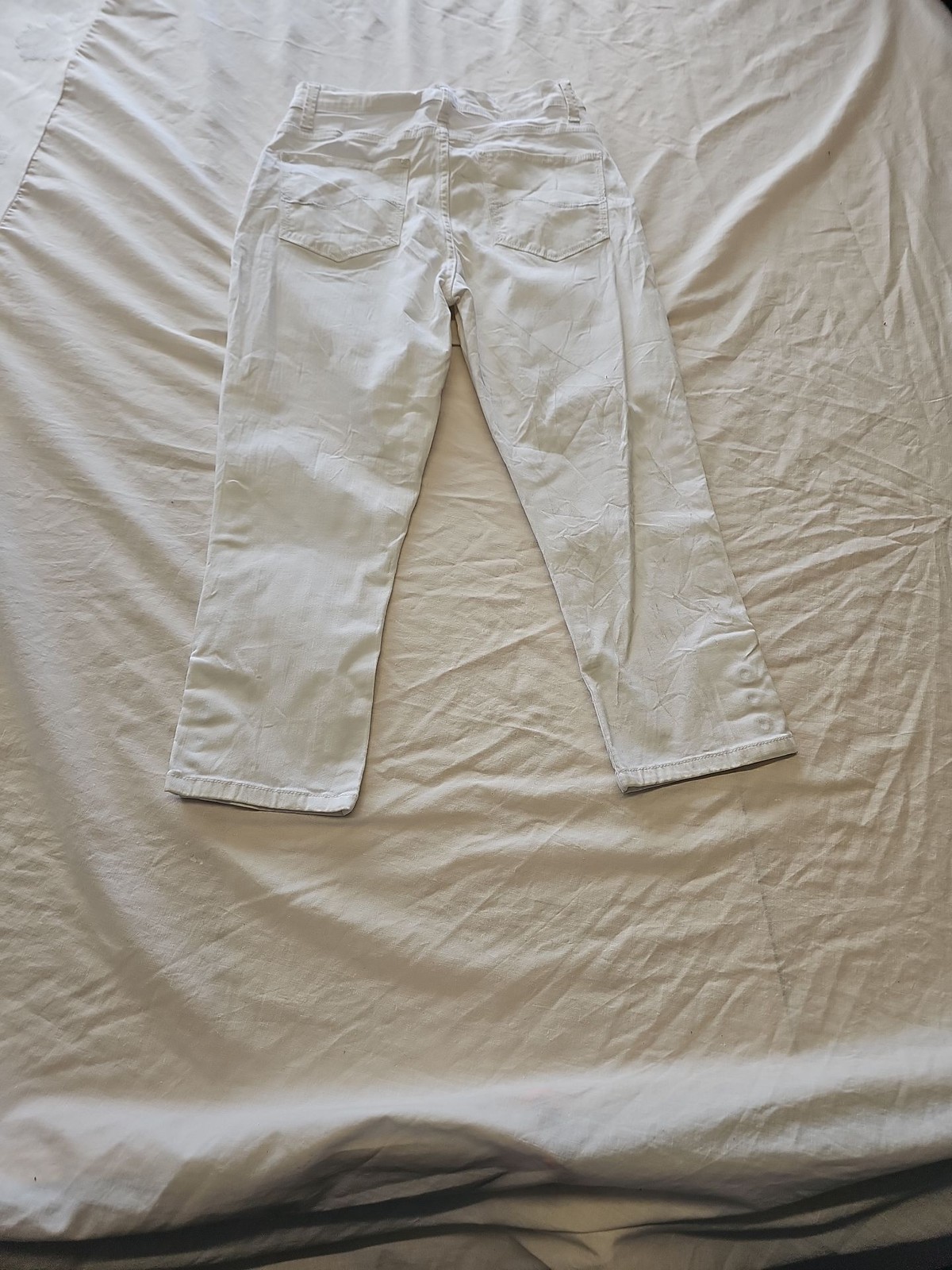 Lee Modern Series White Mid-Rise Capri Trousers with Button Detail Uk6 CC953 image 5