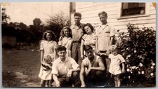 Vtg Snapshot Wooldridge Family Group Portrait House Yard 1940s