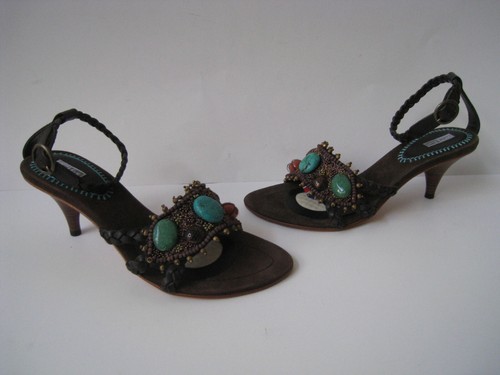 LEATHER SANDALS HEELS 