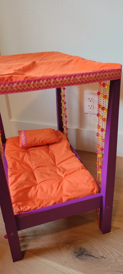 ❤️American Girl Julie’s Groovy Beaded Bed, Mattress, Pillow Canopy Boho Retired! - Image 4 of 4