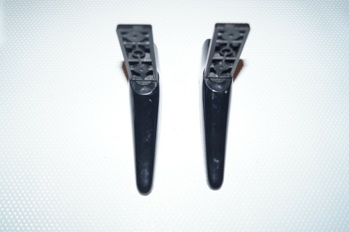 PATAS DE SOPORTE DE MESA L & R PARA 32" POLAROID P32FPA0119A P32D300FP GENUINO + TORNILLOS - Imagen 3 de 5
